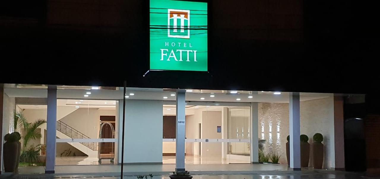 Hotel Fatti Маринга Экстерьер фото